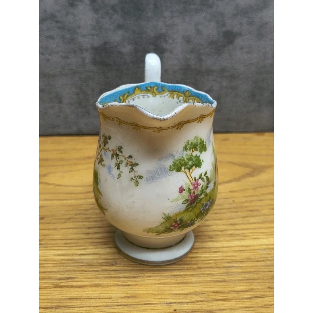 Royal Albert England Fine Bone China Teal Chelsea Bird Creamer‎